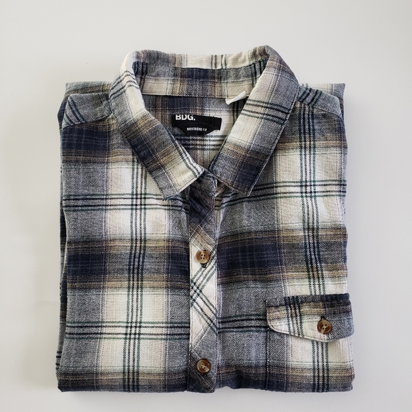 UO BDG boyfriend fit Flannel Shirt - Picture 4 of 4